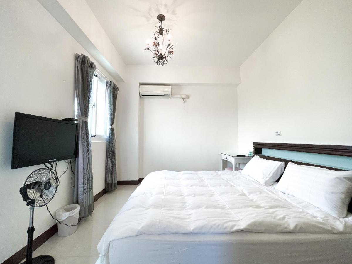 Sevilla Hostel T'ai-tung Exteriér fotografie