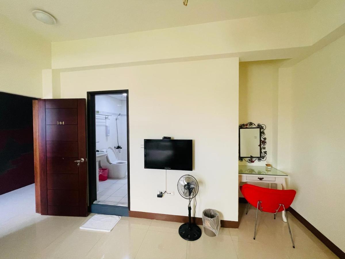Sevilla Hostel T'ai-tung Exteriér fotografie